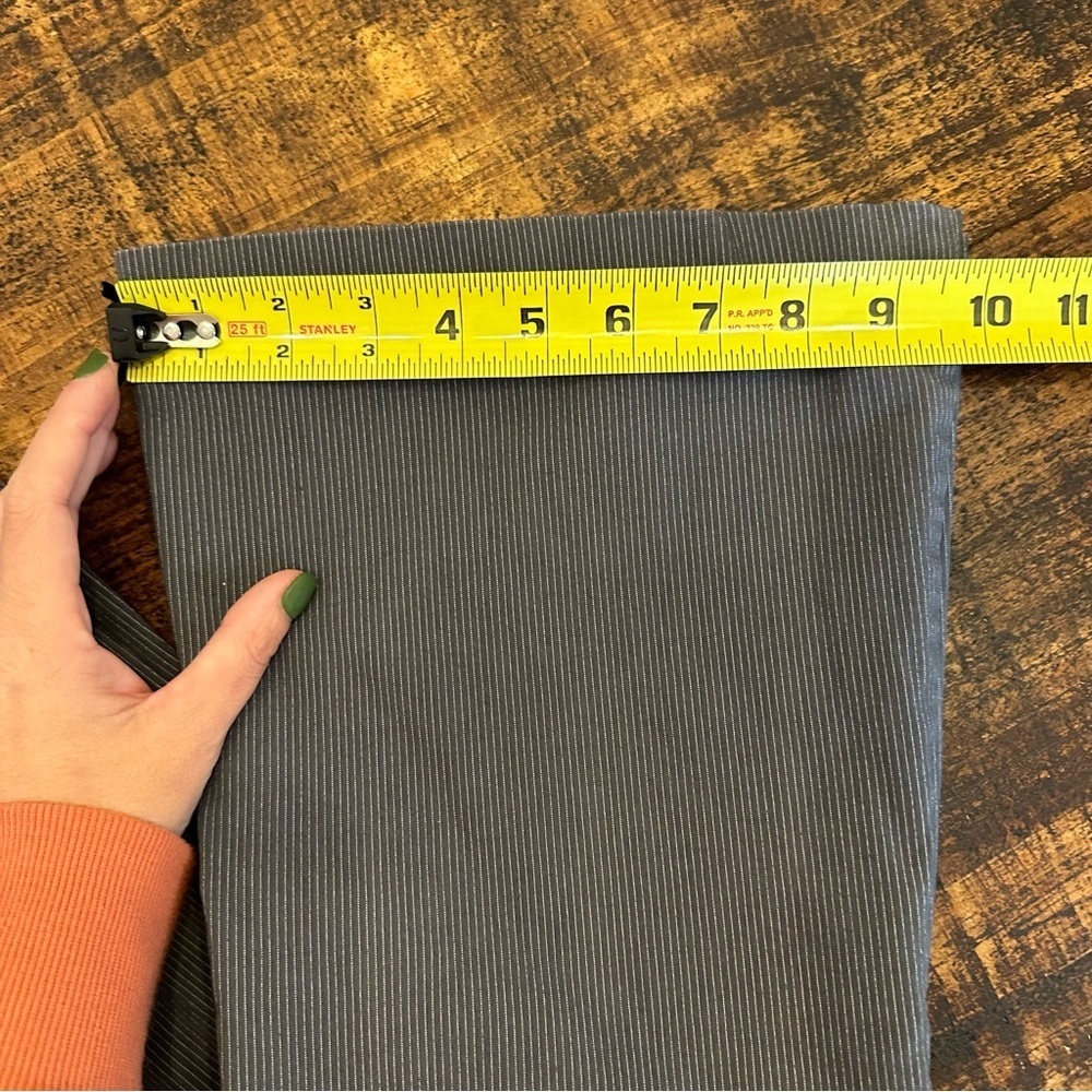 The Limited Drew Fit Gray Pinstripe Trousers- EUC - Picture 7 of 8